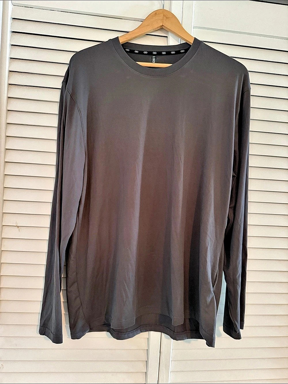 LEG3ND Inspire Men's Long Sleeve Tee Black XL Like New